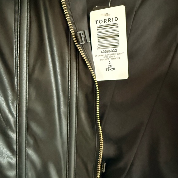Torrid Black Faux Leather Zip-Up Corset - NWT - Picture 5 of 5
